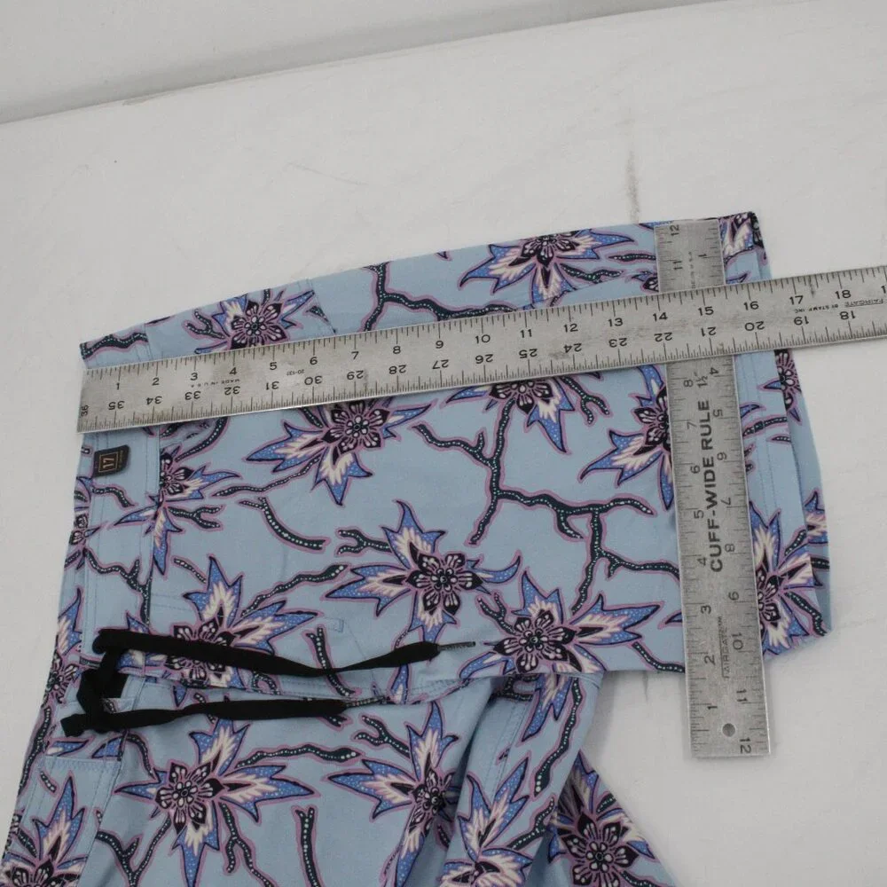 NWOT Roark Board Shorts Men's 30 The Passage 17